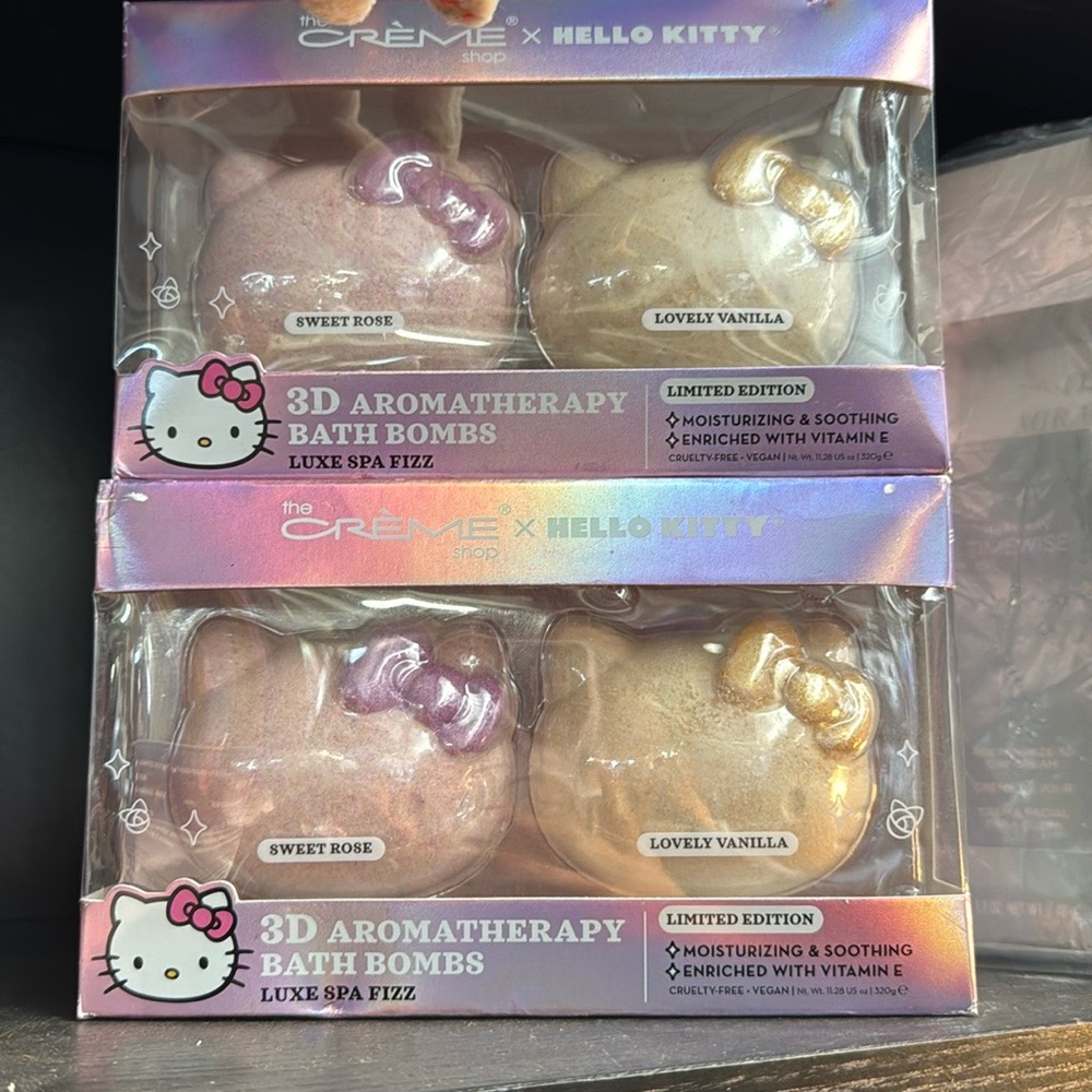 Hello Kitty Bath Bomb